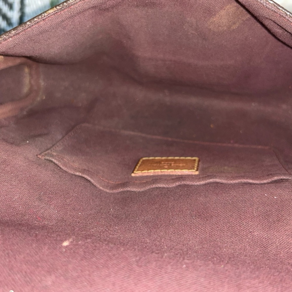 Brown and Gold Chain Shoulder Bag - Picture 7 of 11